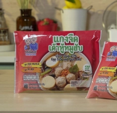 แกงจืดเต้าหู้หมูสับ